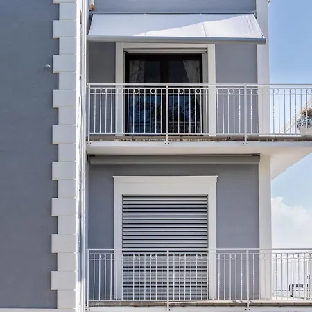 Lacasaceleste Apartment *